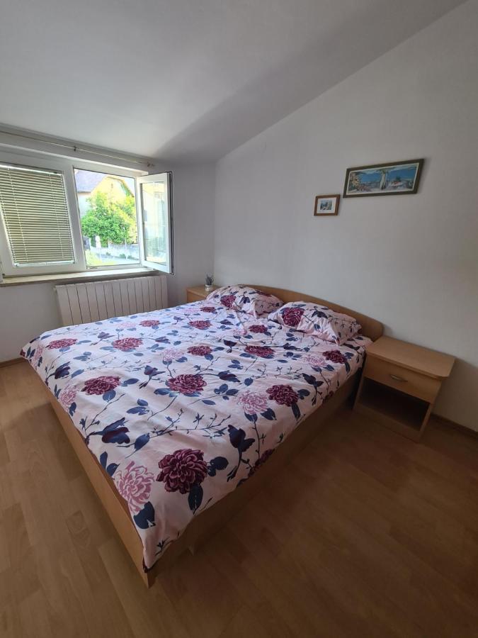 Apartmani Emily Pula Dış mekan fotoğraf