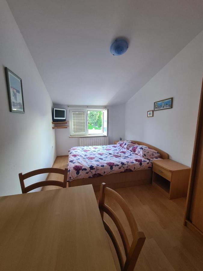 Apartmani Emily Pula Dış mekan fotoğraf